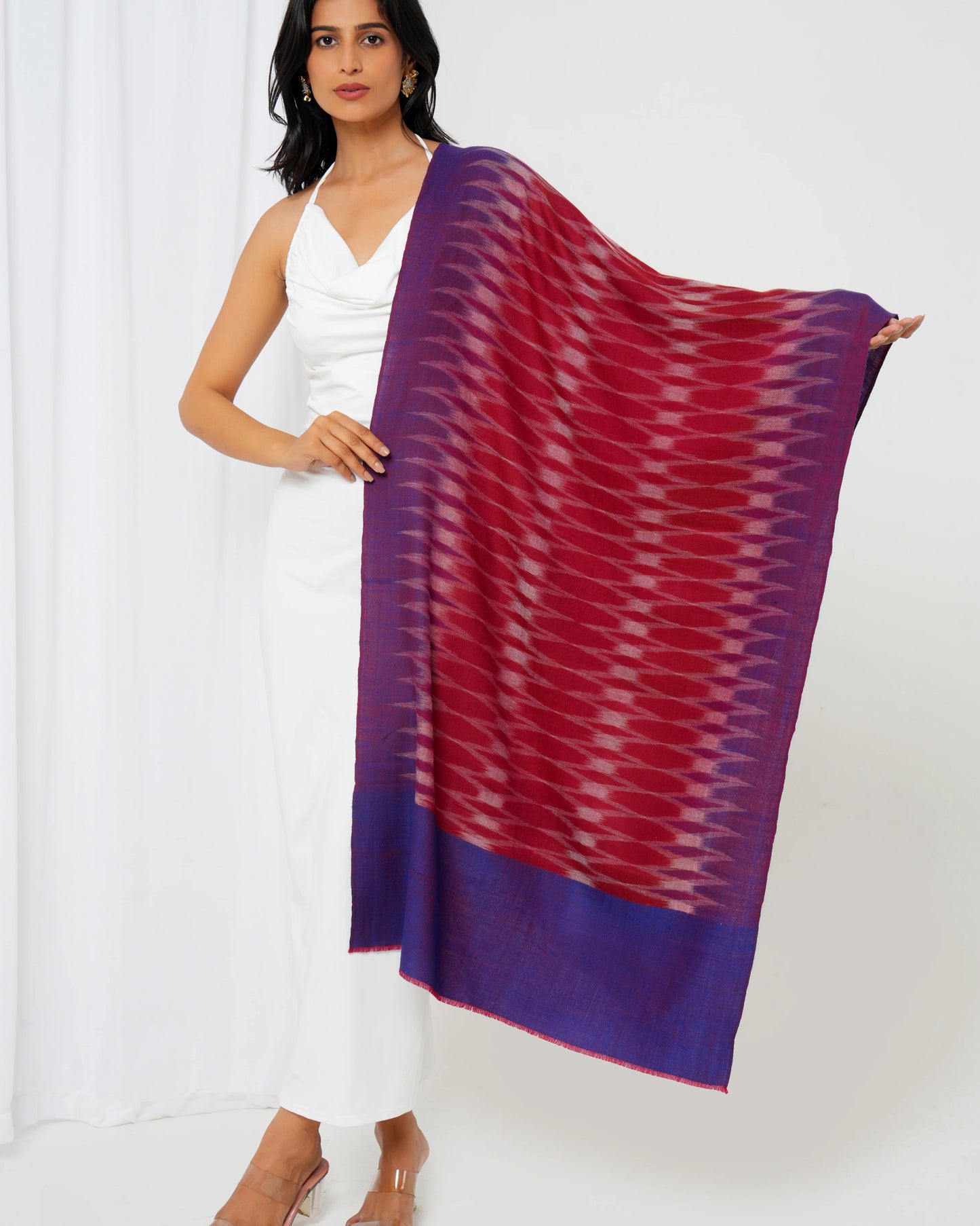 Pashmina stole with maroon base with full-size diamond design