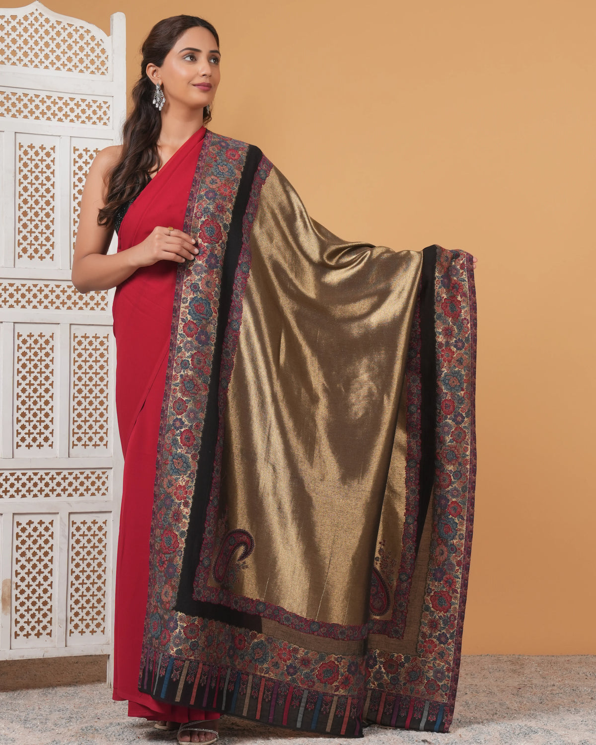Kani Zari Woolen Shawl