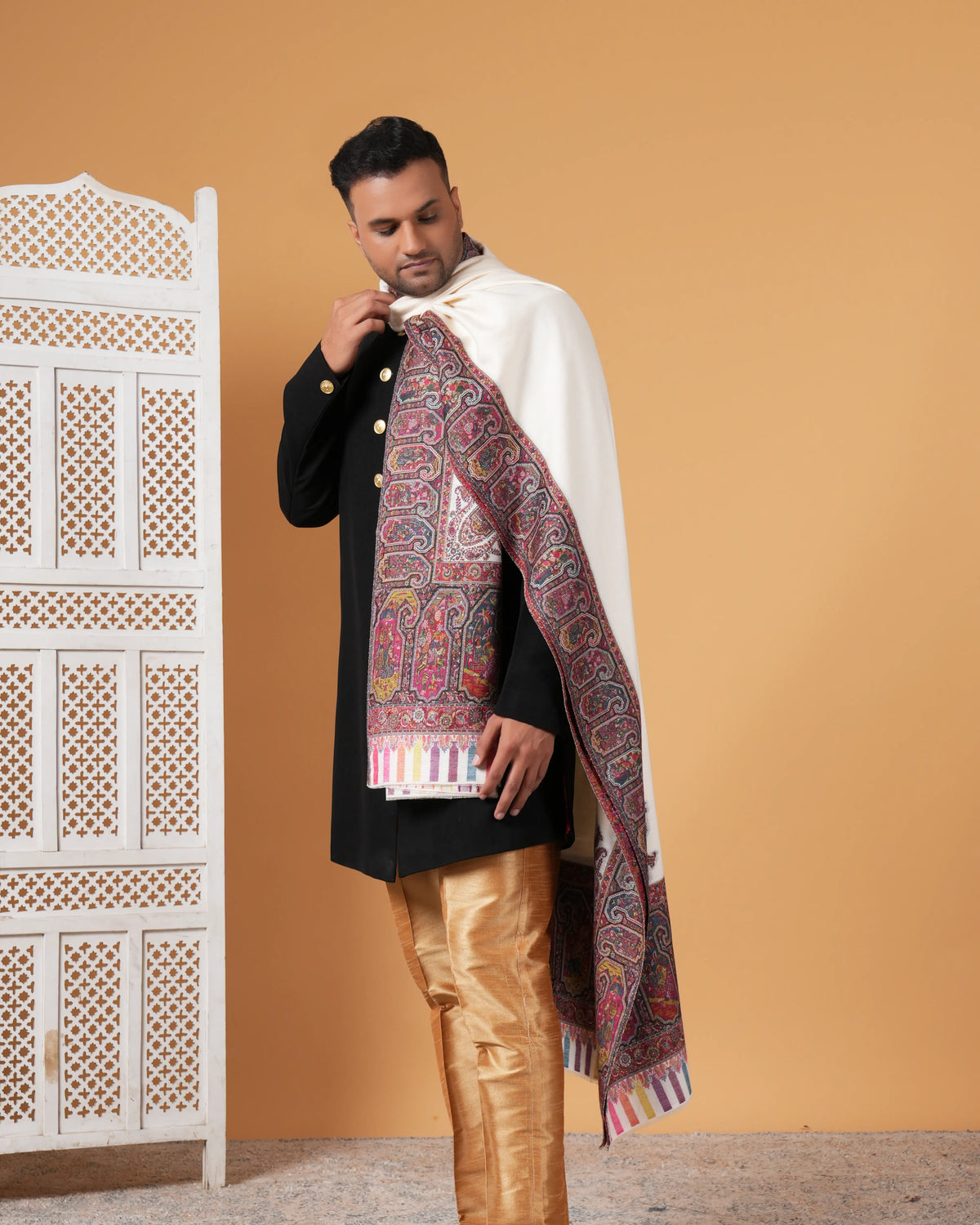 Kani Woolen Men's Shawl