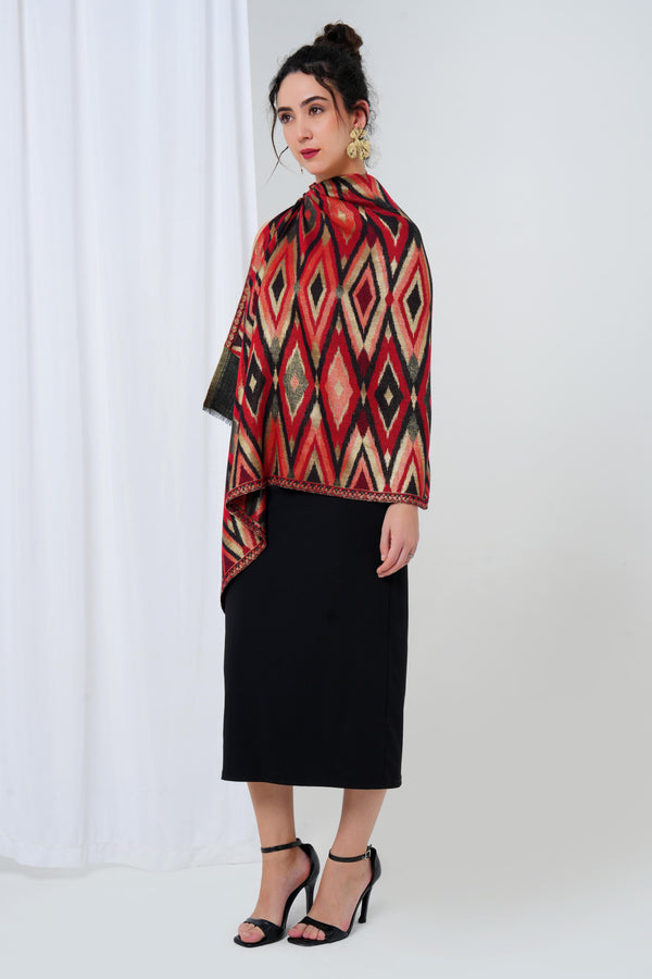 Wool shawl with maroon base with full-size diamond design and border