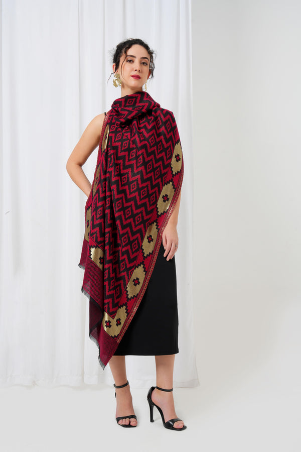 Wool stole with maroon base with black diamond design