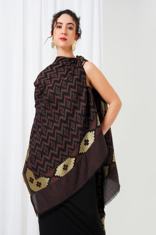 Wool stole with brown base with black diamond design