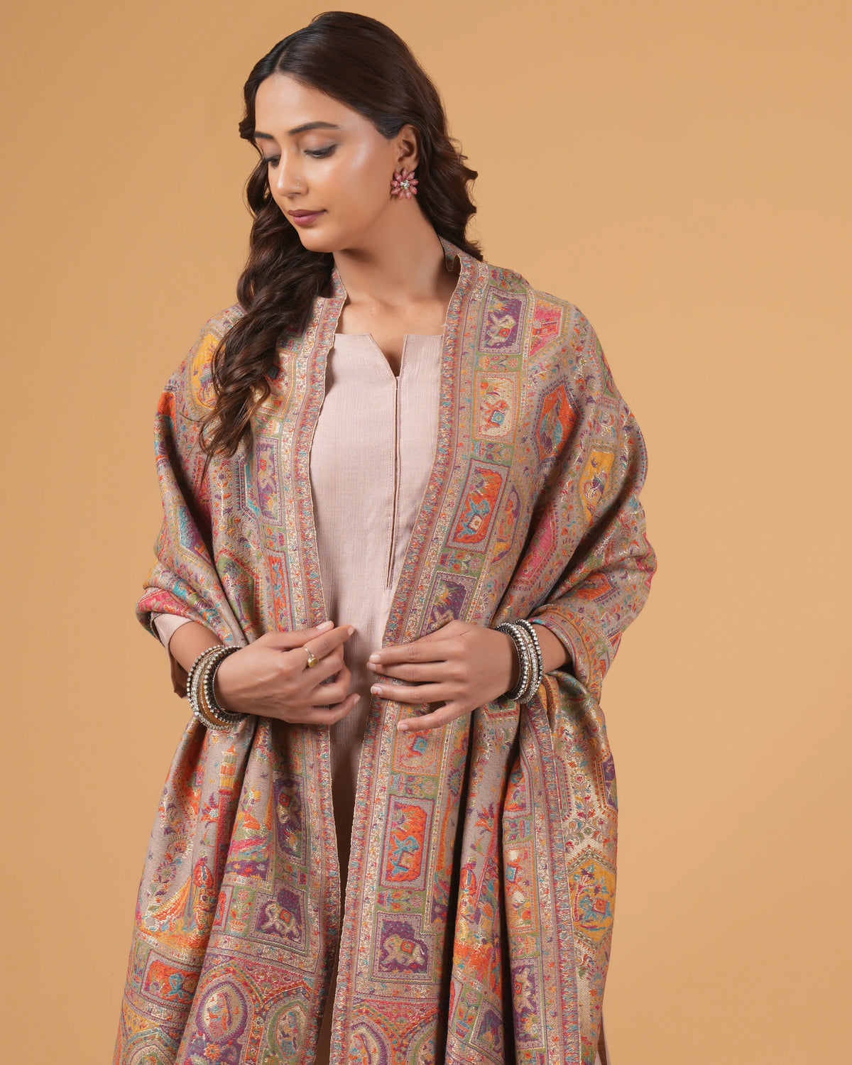 Zari Woolen Stole