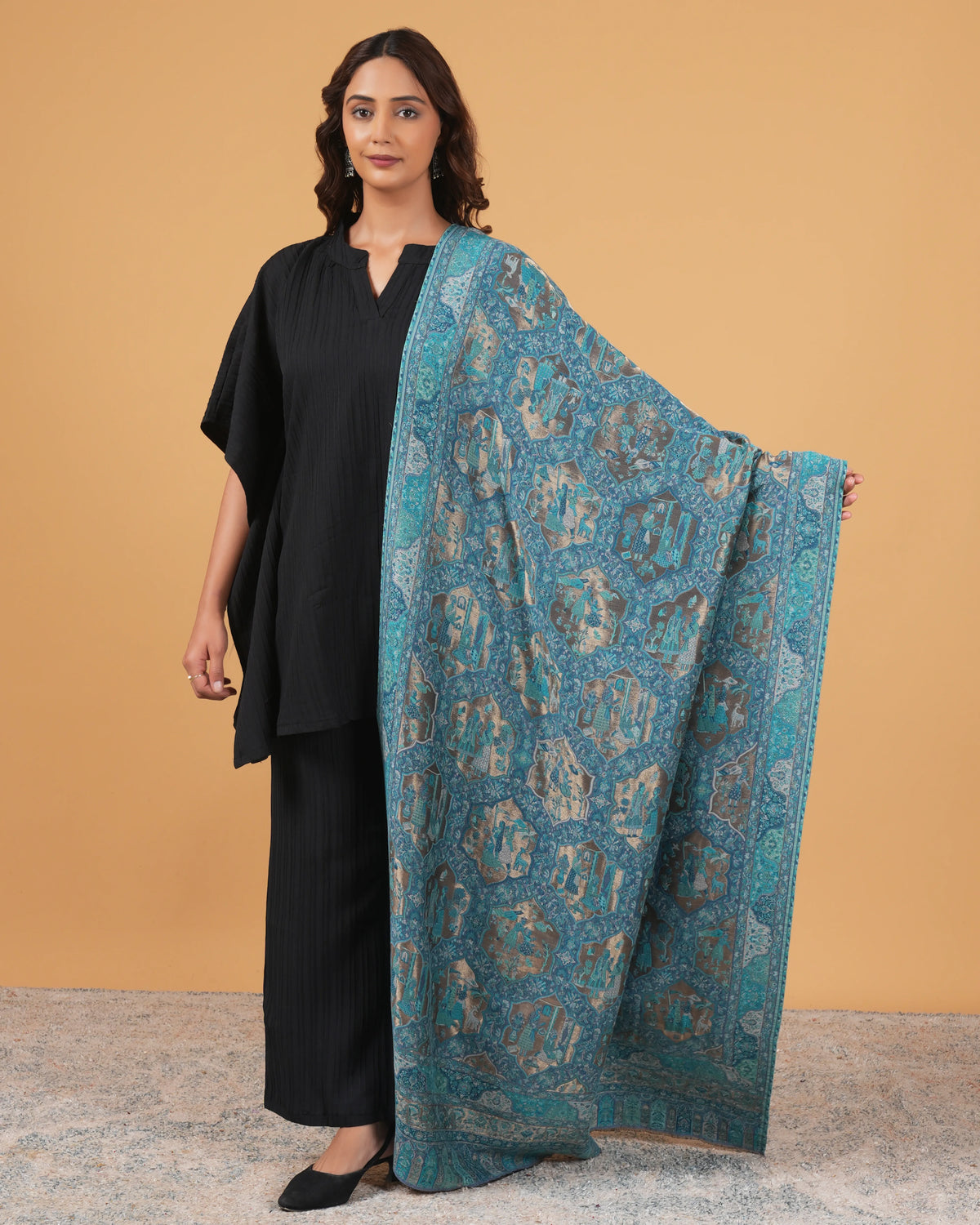 Zari Woolen Shawl