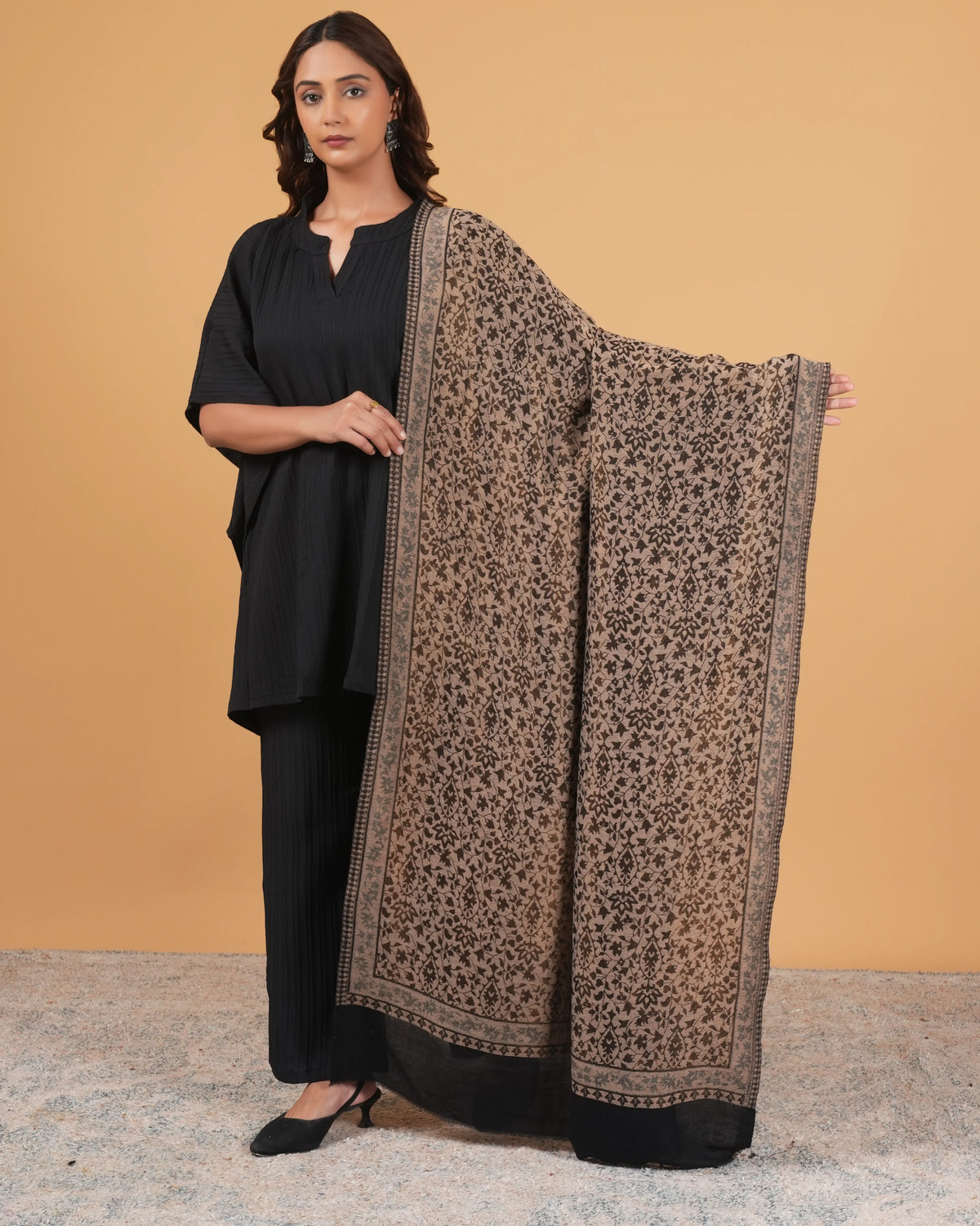 Kani Reversible Woolen Shawl