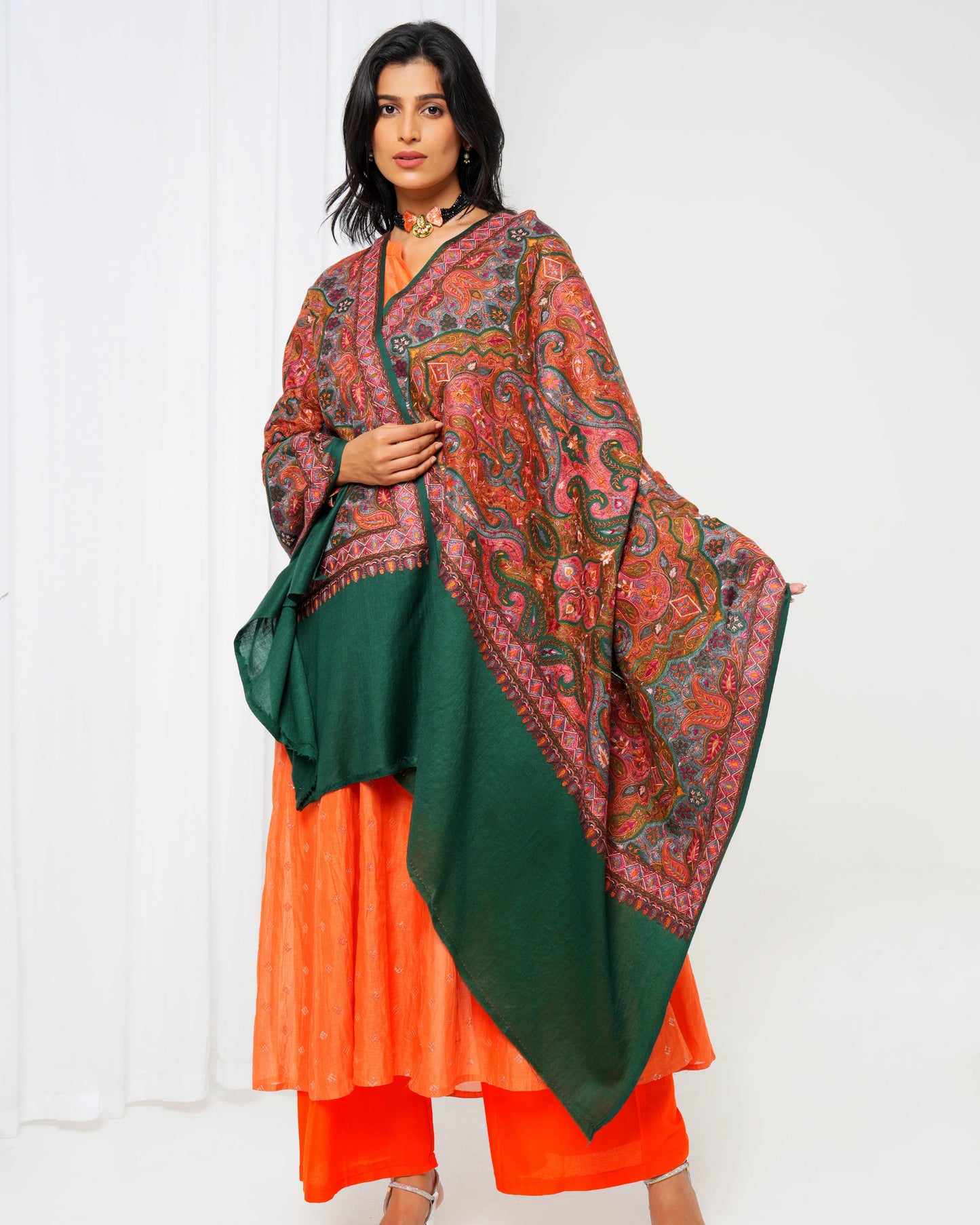 Wool shawl with green base and extravagant maroon print