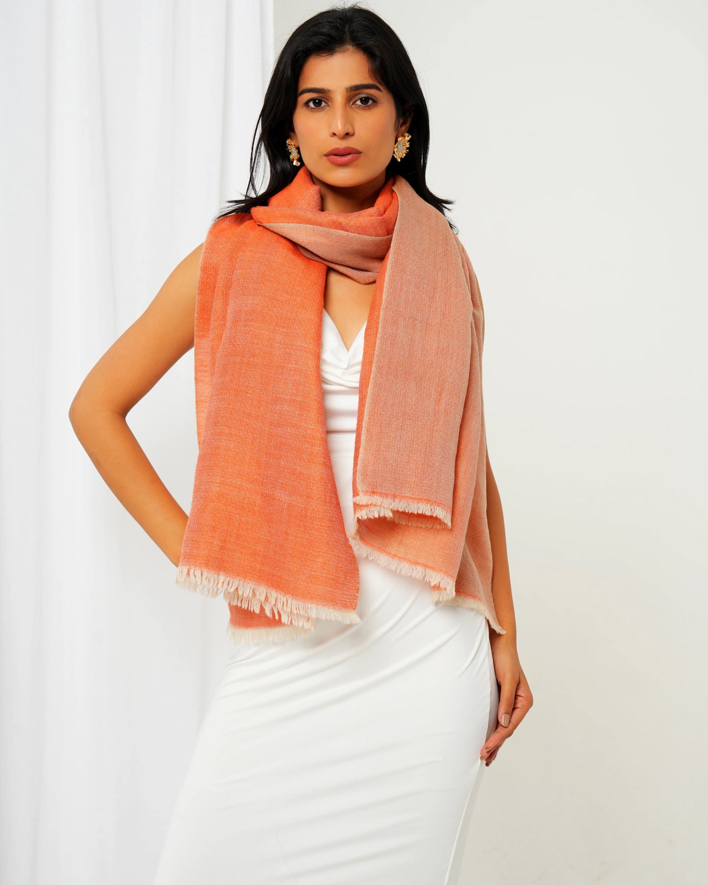 Cashmere stole in orange