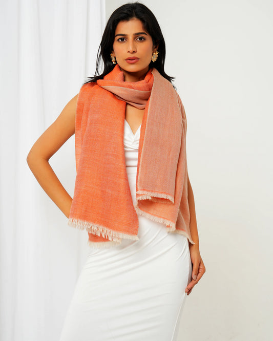 Cashmere stole in orange