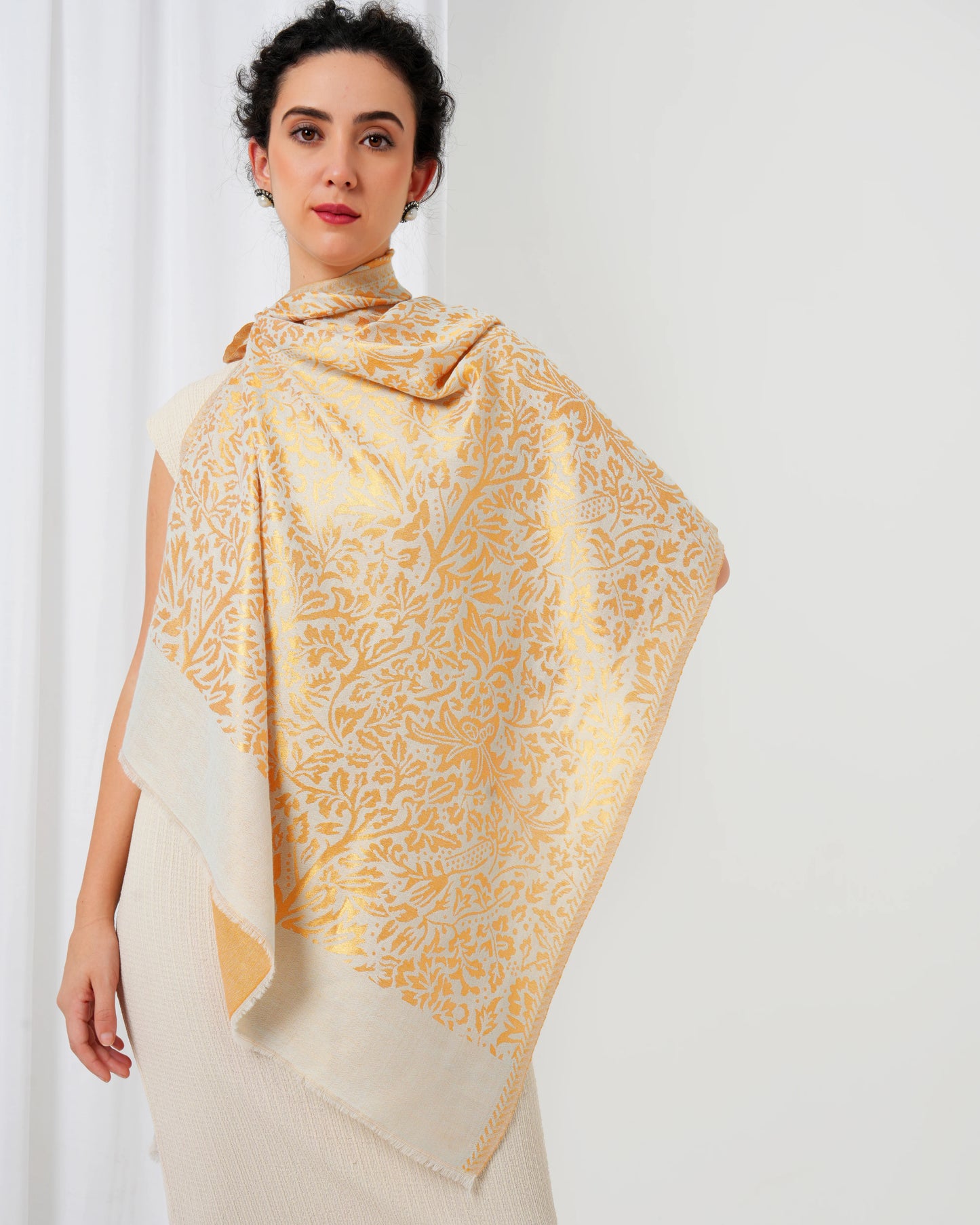 Wool stole with white base with golden design