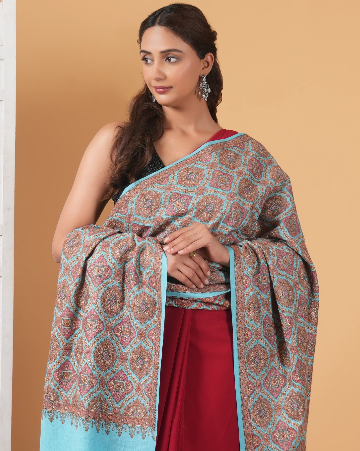 Jama-Embroidered Woolen Shawl