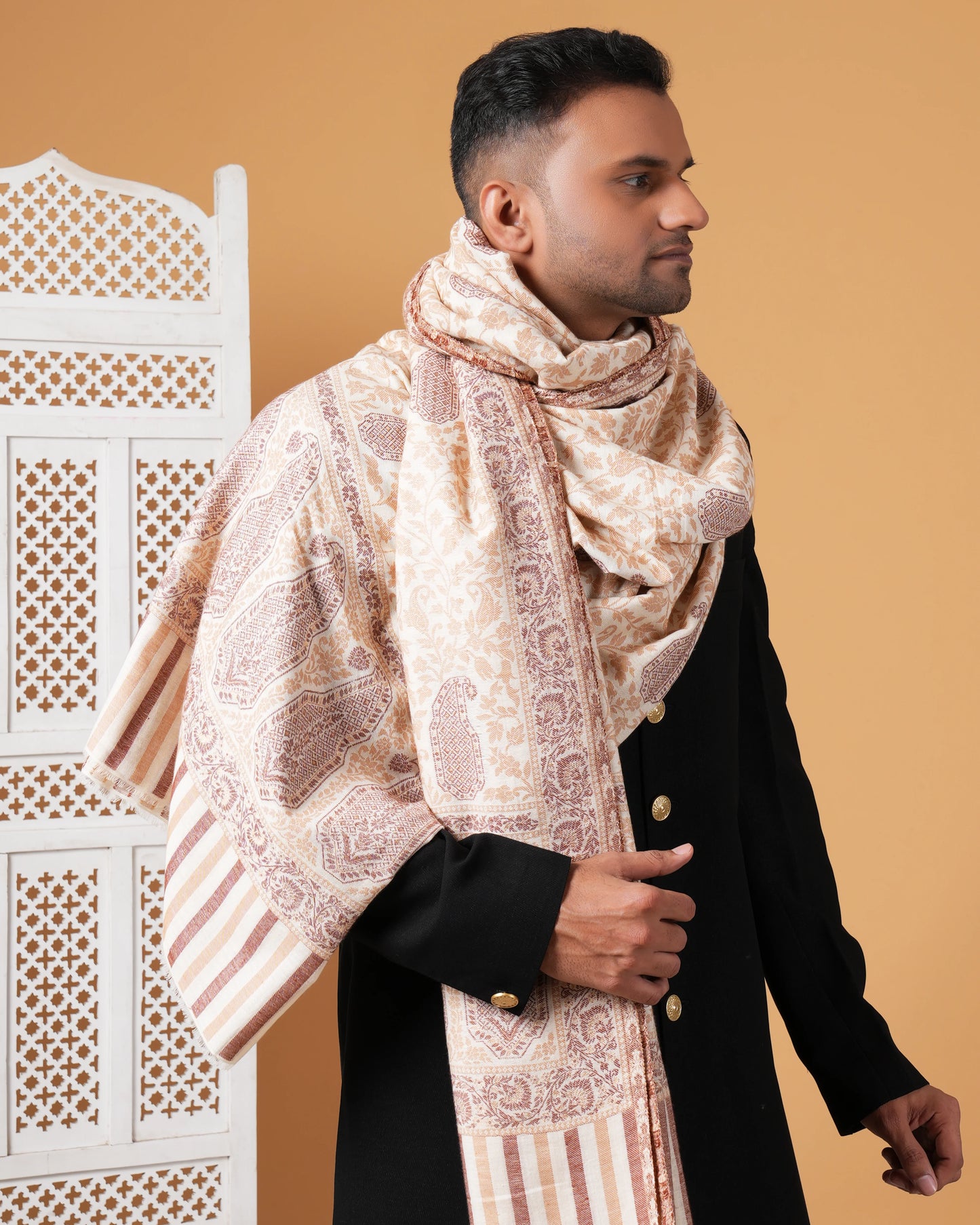 Kani Woolen Men's Shawl