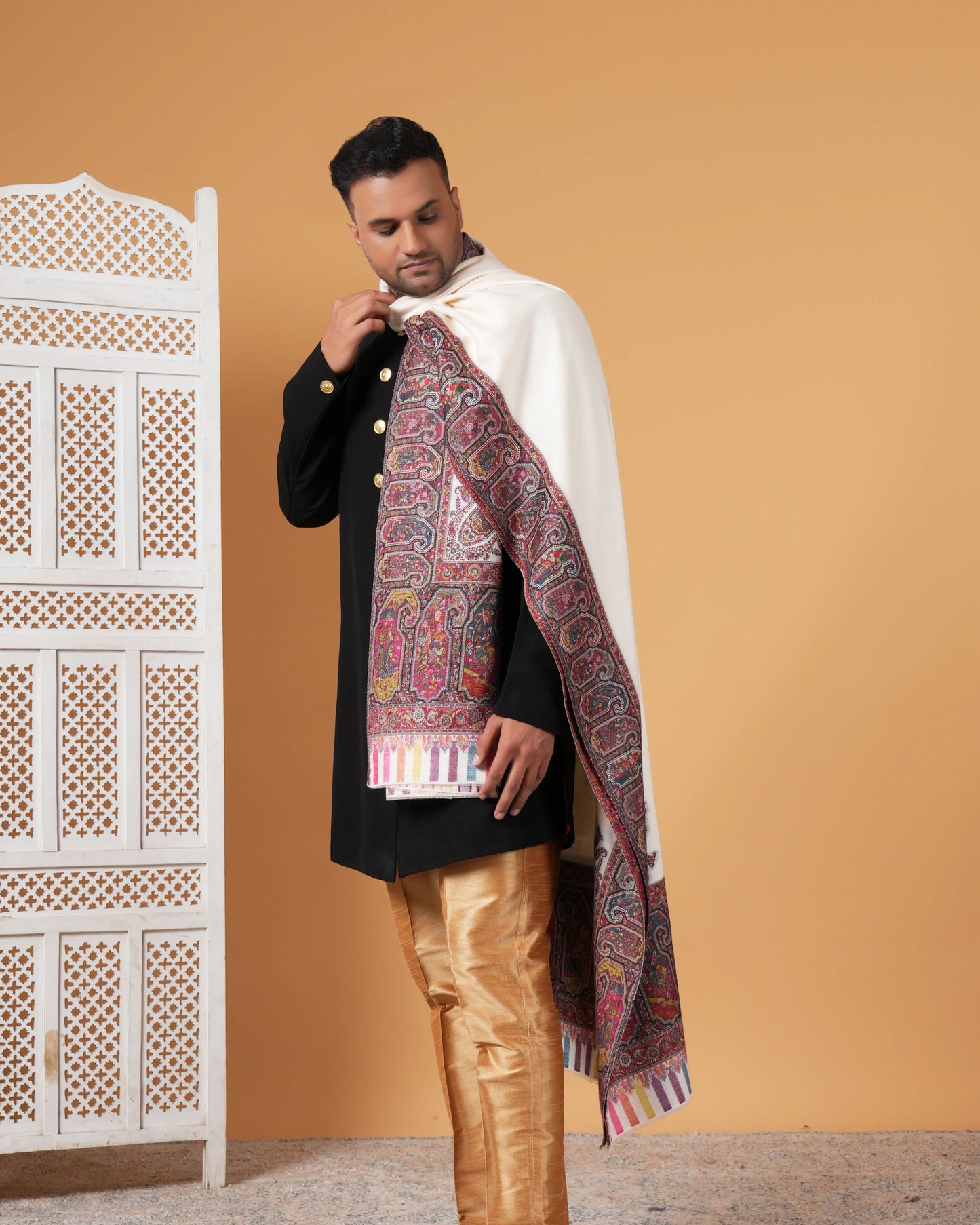 Kani Woolen Men's Shawl
