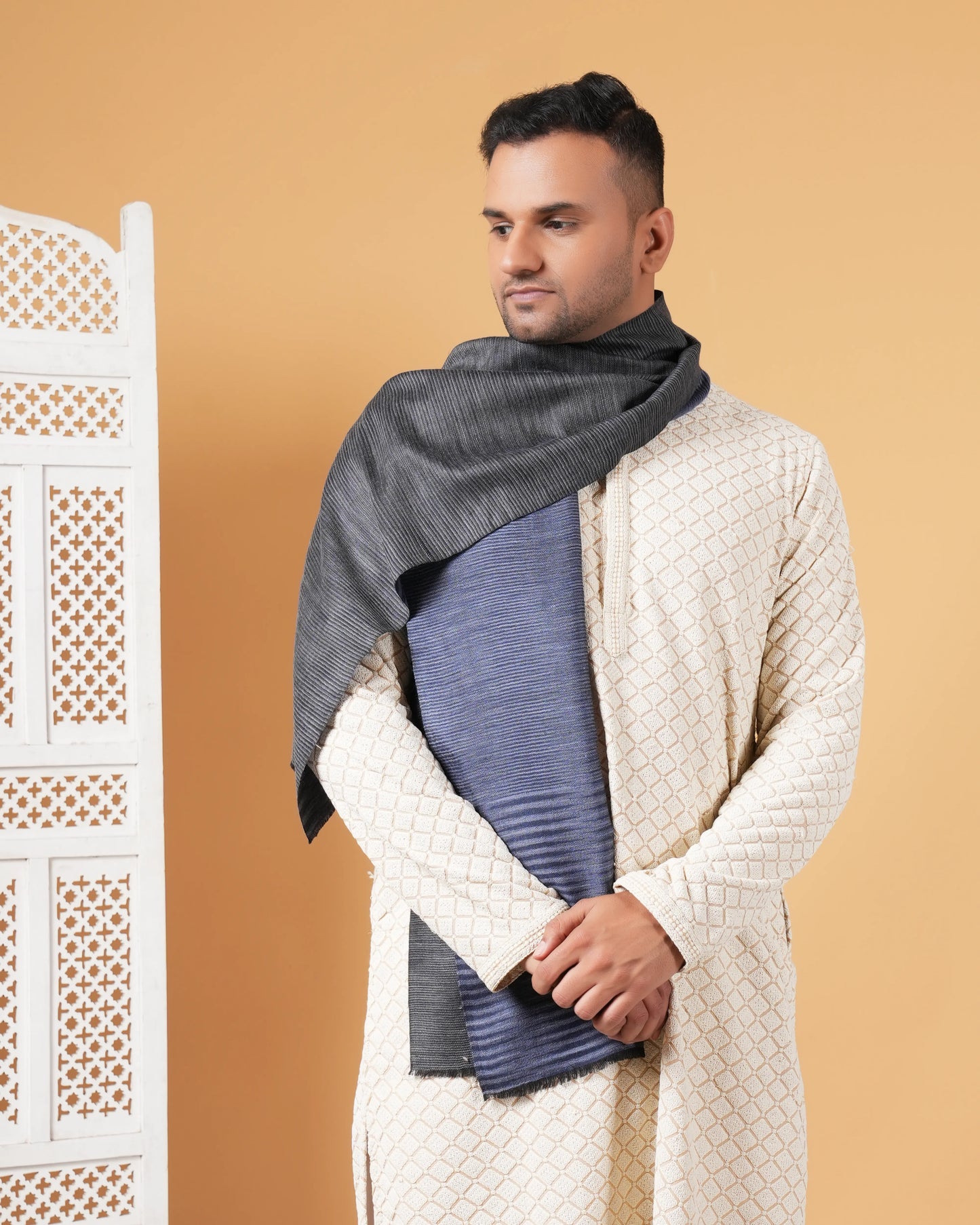 Reversible Ikat Pure Pashmina Muffler