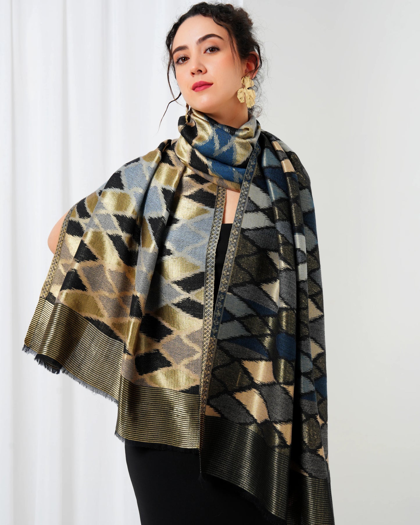 Ikat Zari Woolen Stole