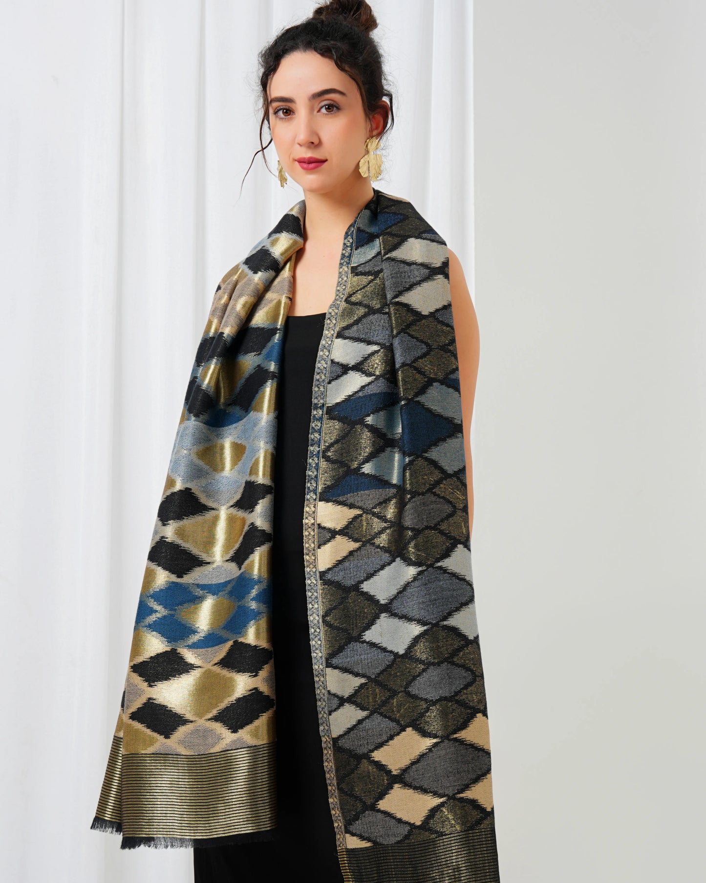 Ikat Zari Woolen Stole