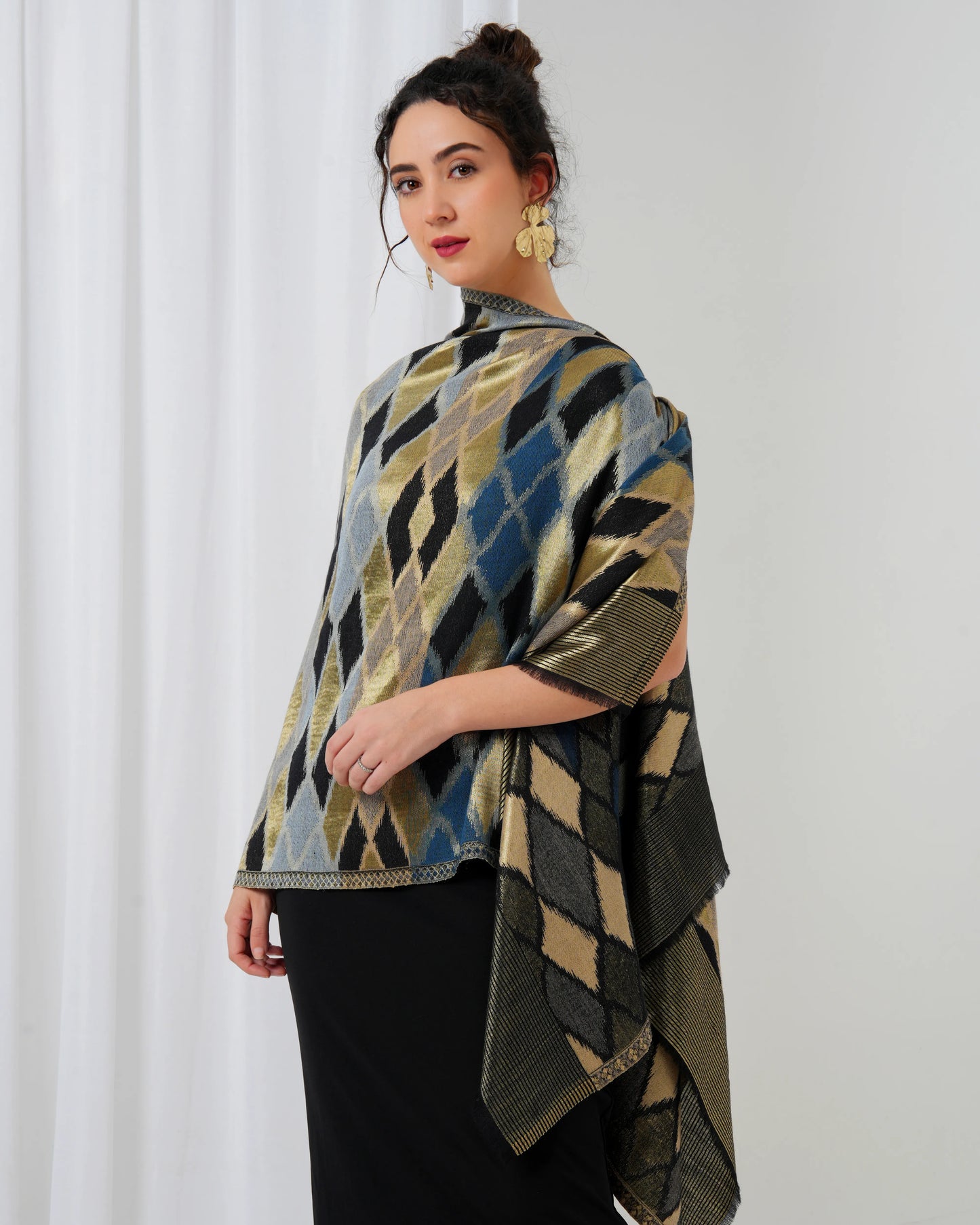 Ikat Zari Woolen Stole