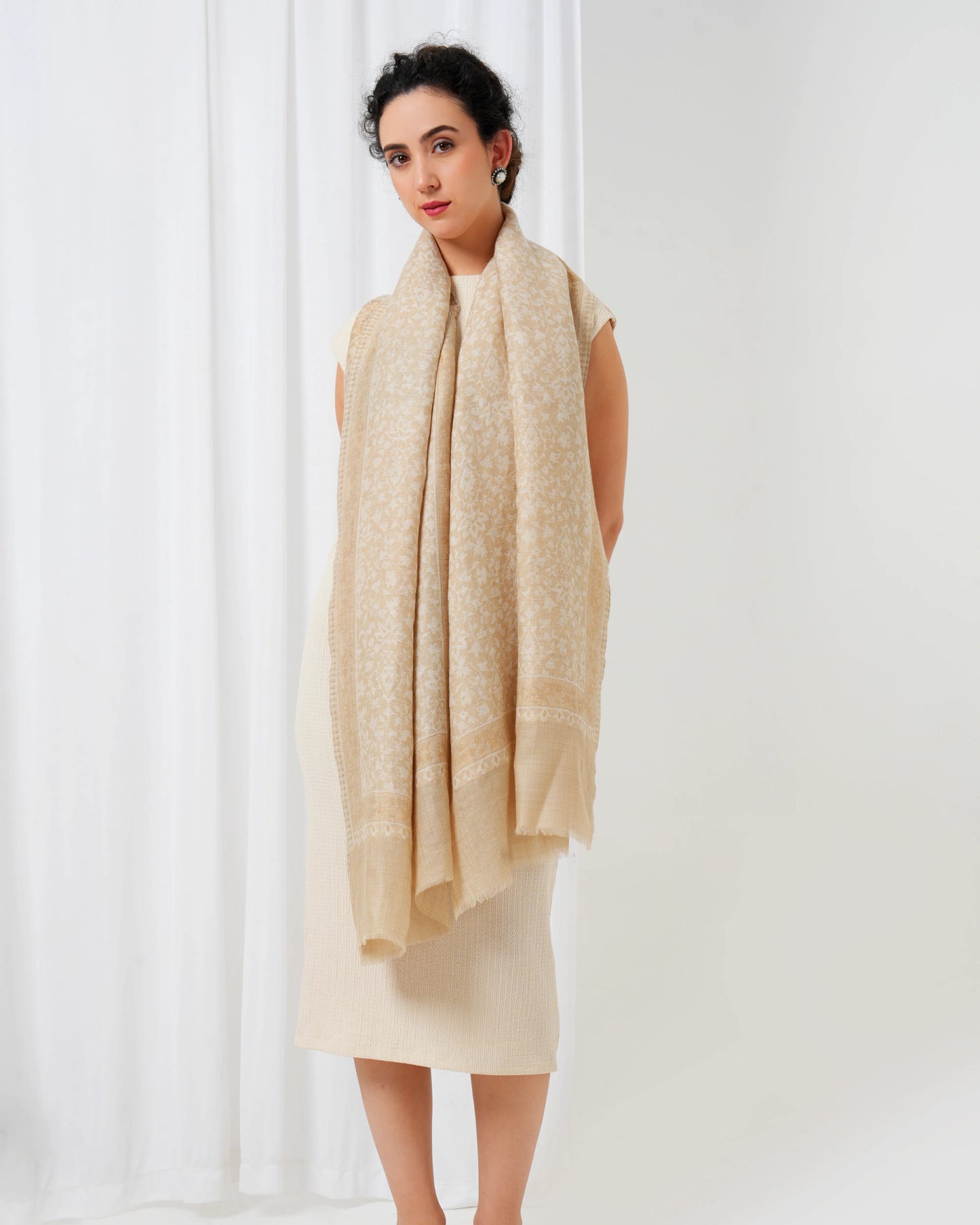 Kani Zari Woolen Stole