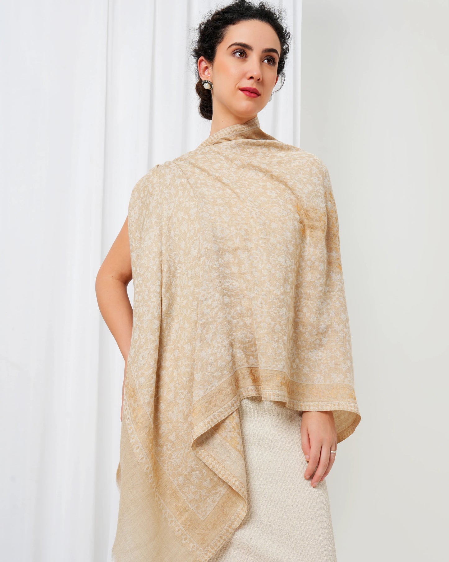 Kani Zari Woolen Stole