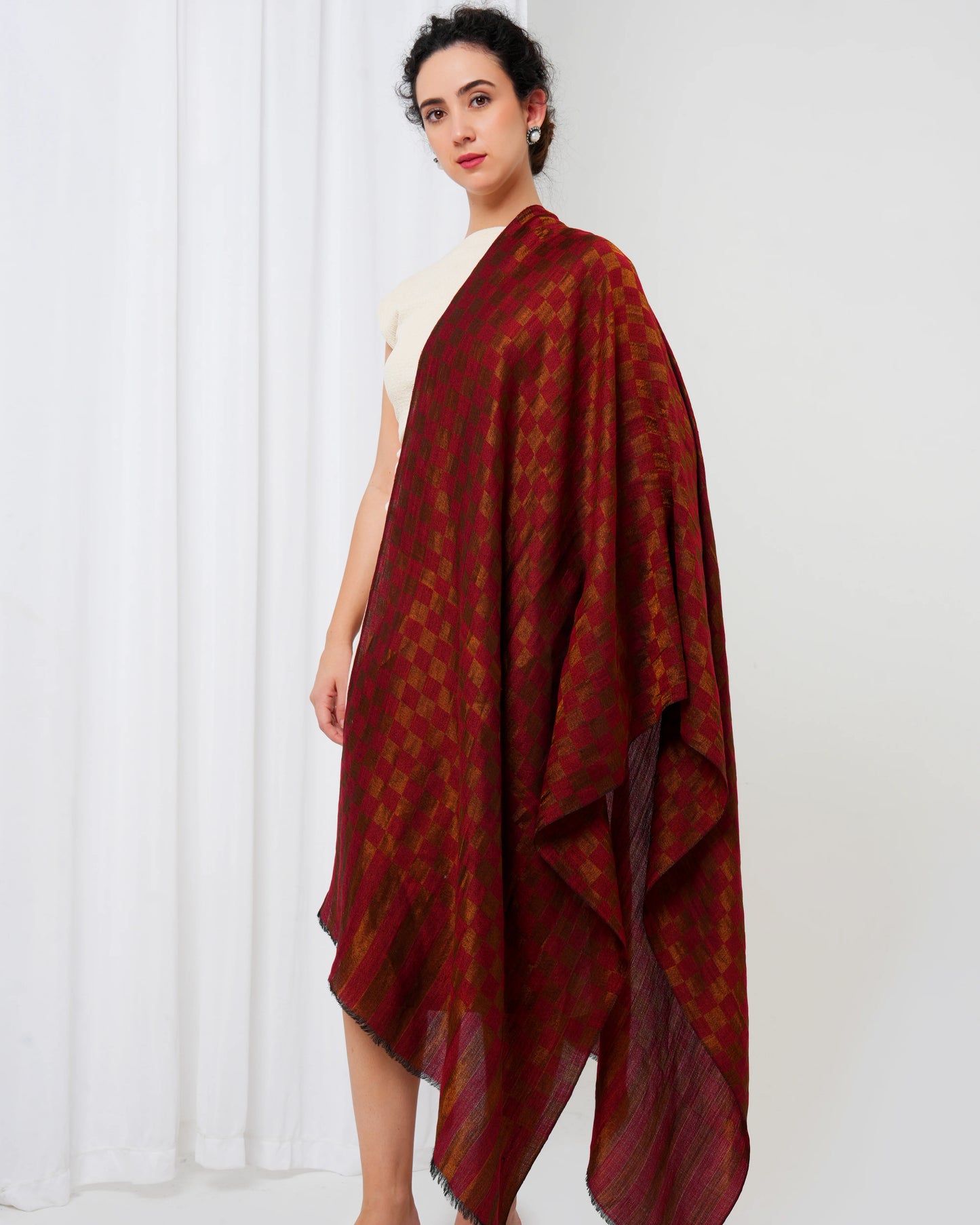 Check Zari Woolen Stole