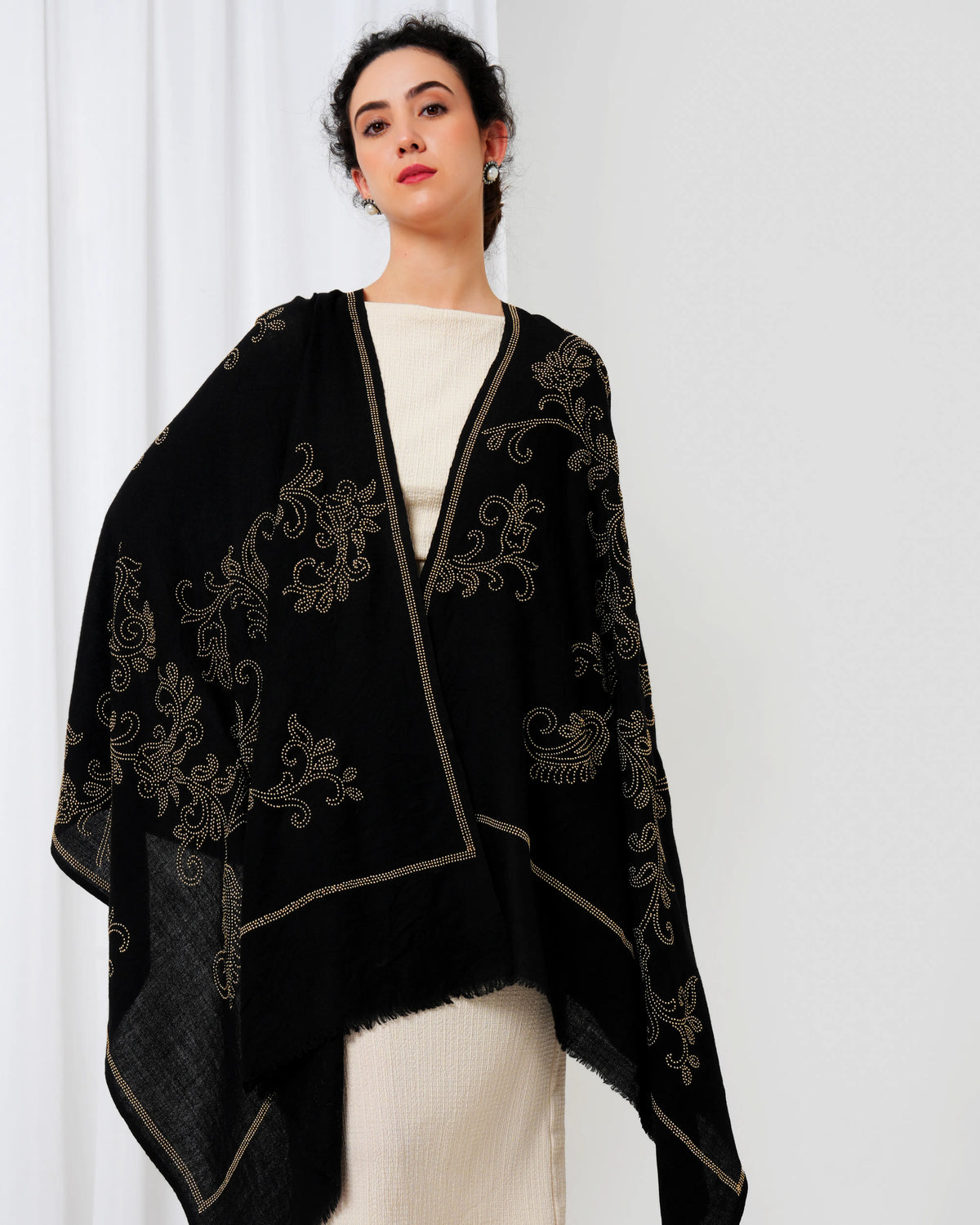 Swarovski Woolen Stole