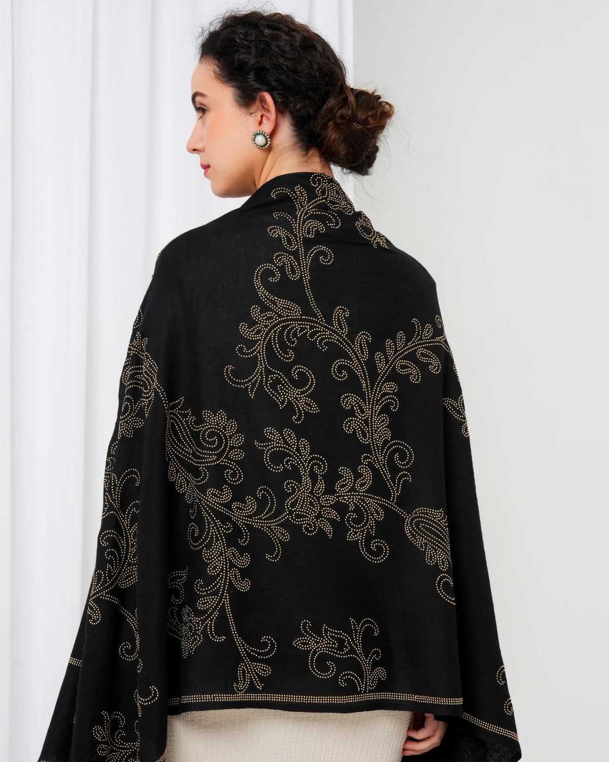 Swarovski Woolen Stole
