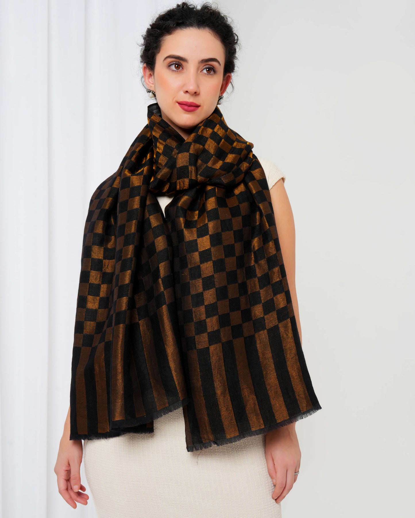 Check Zari Woolen Stole