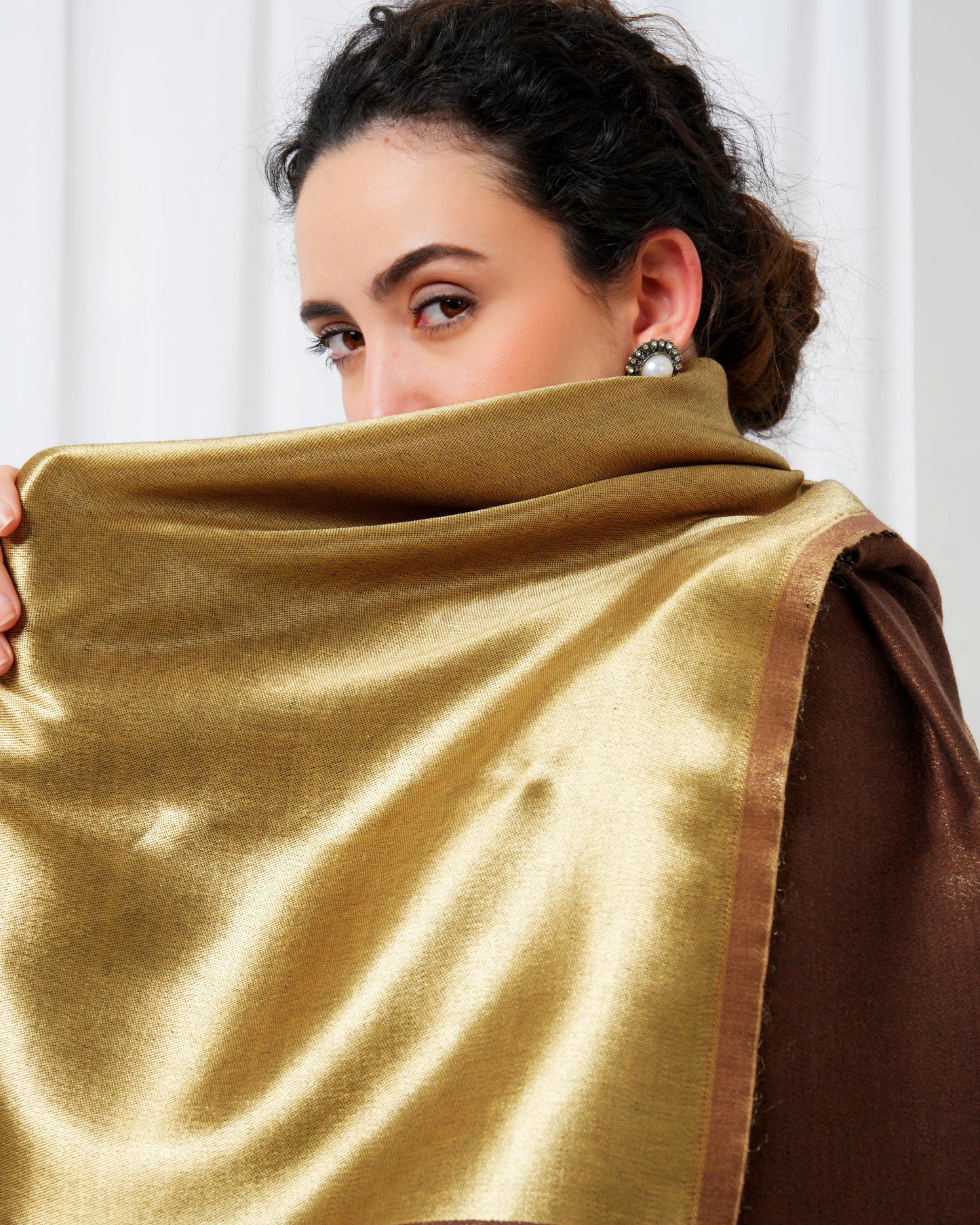 Reversible Zari Woolen Stole