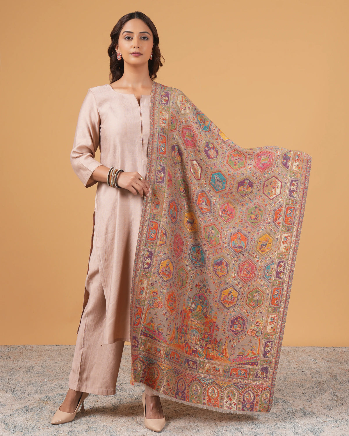 Zari Woolen Stole