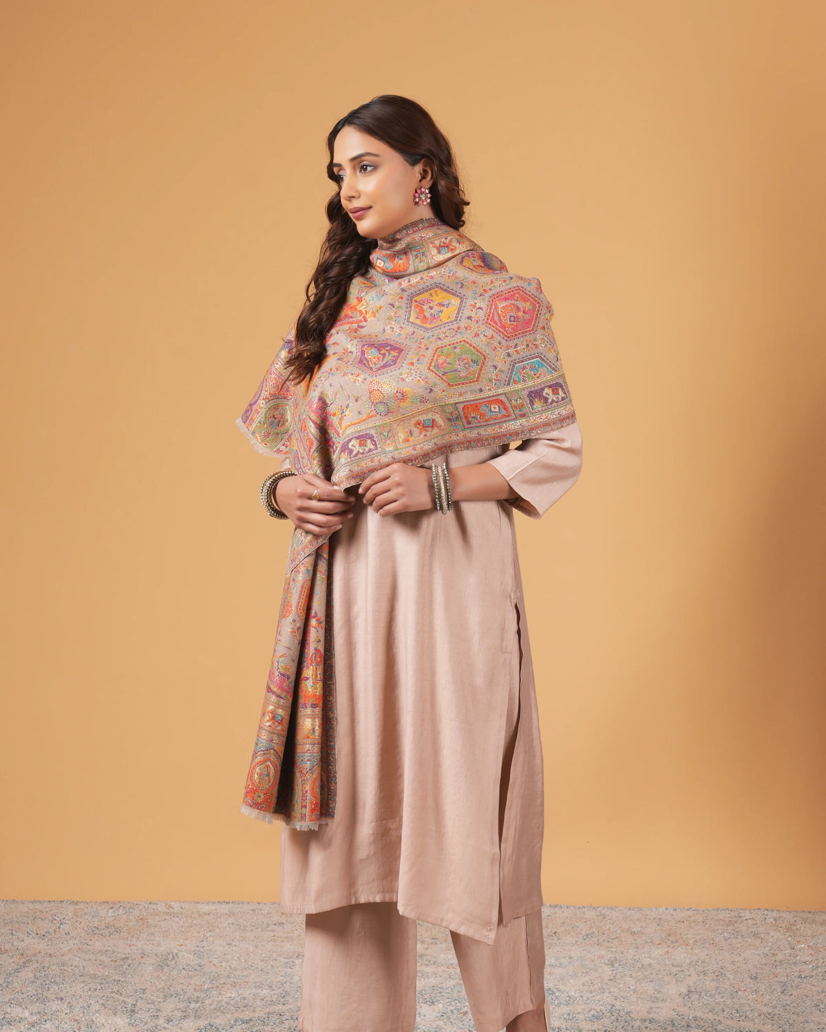 Zari Woolen Stole