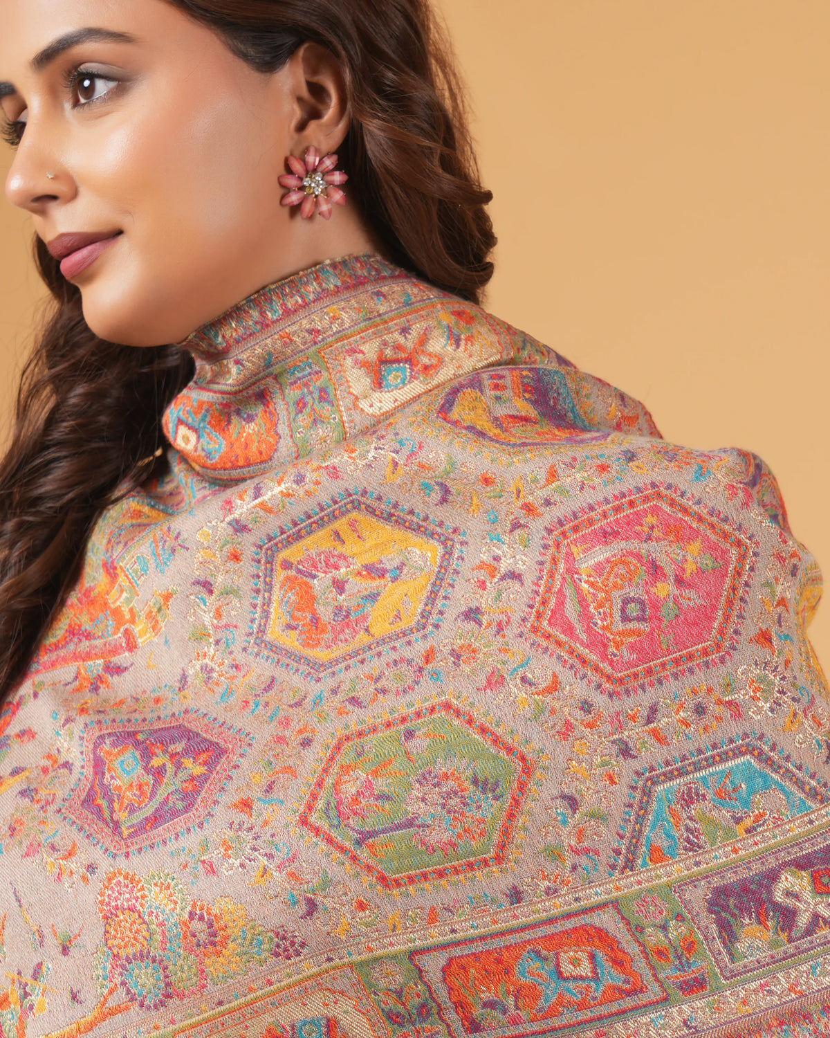 Zari Woolen Stole