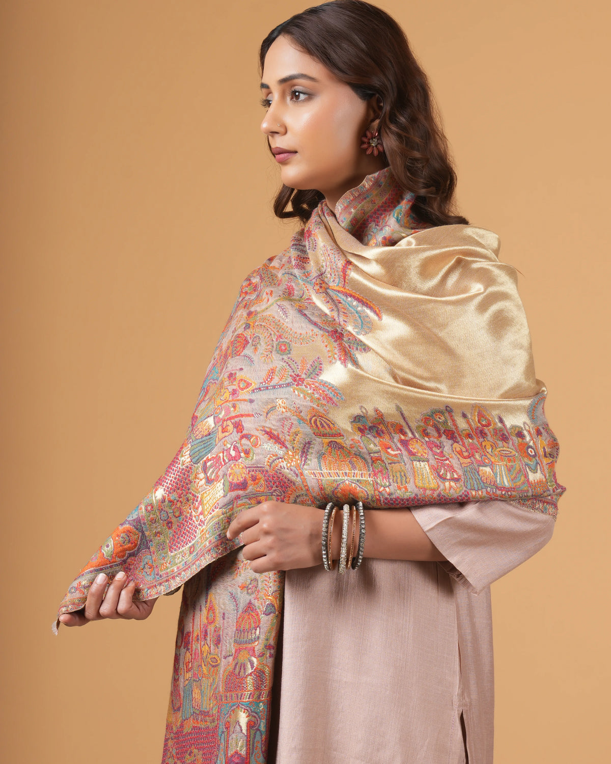 Zari Woolen Stole