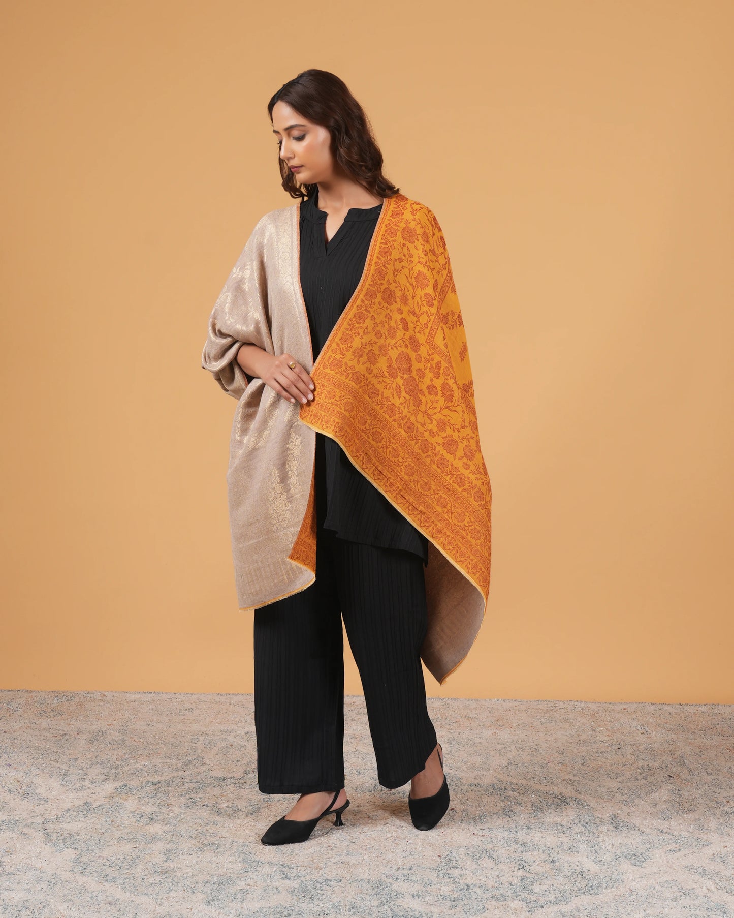 Zari Reversible Woolen Shawl