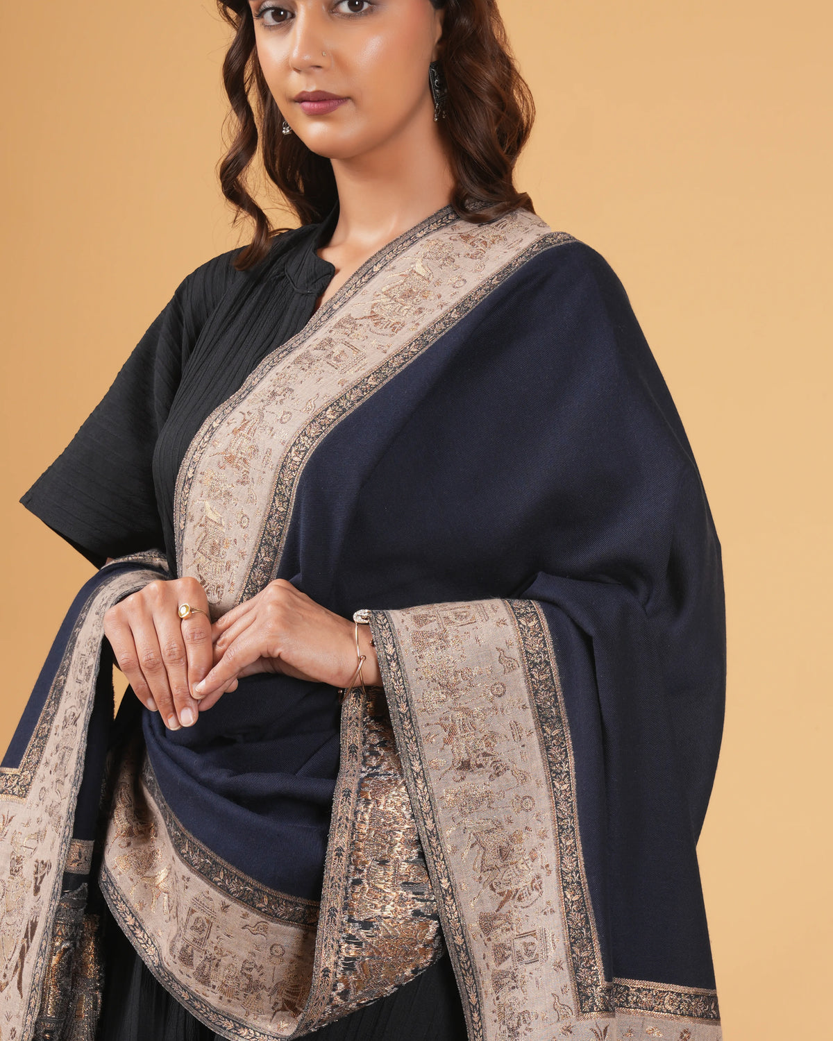 Zari Woolen Shawl